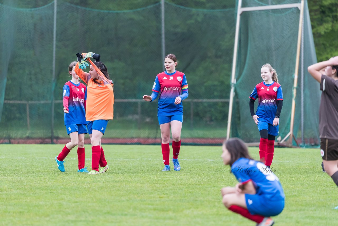 Bild 299 - wCJ VfL Pinneberg3 - St.Pauli : Ergebnis: 2:1